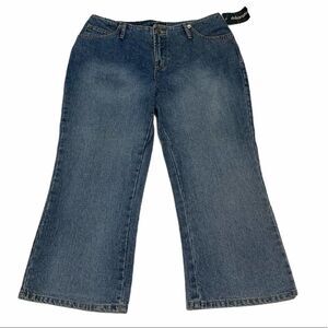 Women's Xhilaration Vintage Wide Leg Cropped Jeans Size 11‎ Medium Wash Flare